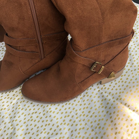 Vegan Suede Boots - Picture 3 of 4